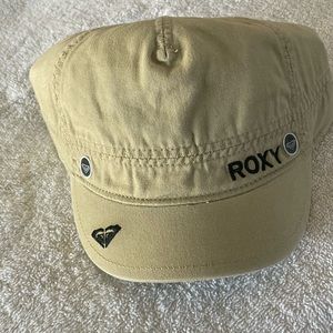 Roxy cargo cap. Brand new